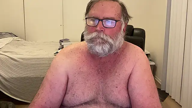 Drummajor online show from 10-31-25, 02:13