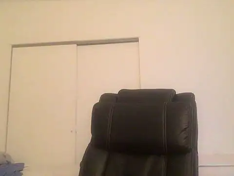 Drummajor online show from 06-18-26, 03:16