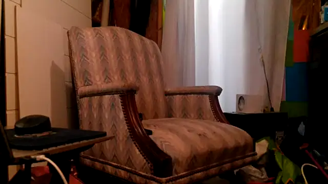 Snapshot of Haztogo4me chatting on 05-17-26, 11:16 Haztogo4me online show from 05-17-26, 11:16