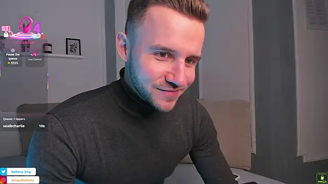 EnriqueBarberry online show from 12-19-25, 06:16