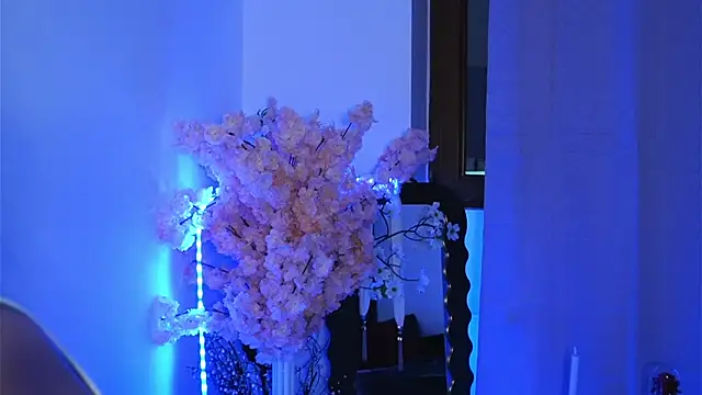 ivyleague  online show from 03-31-26, 05:37