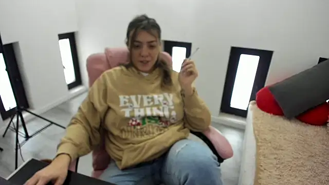 Dyana Kaylinn online show from 02-21-26, 06:26