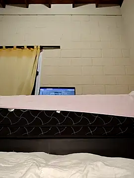 0hYeahbb online show from 10-24-25, 01:26