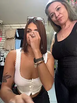 Snapshot of Susi_bell chatting on 03-06-25, 07:21 Susi bell online show from 03-06-25, 07:21