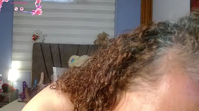 Nadia 84 online show from 06-27-26, 12:22