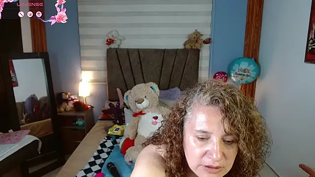 Nadia 84 online show from 05-26-26, 12:14