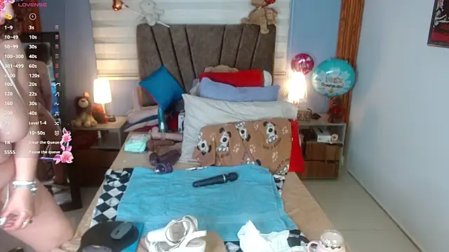 Nadia 84 online show from 09-12-25, 07:35