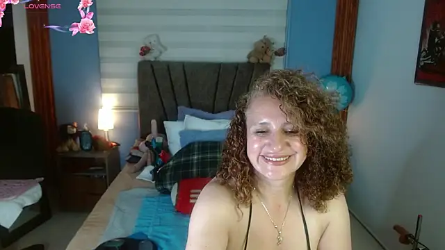 Nadia 84 online show from 04-13-26, 01:04