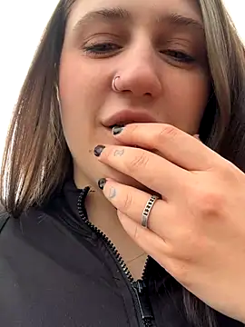 Snapshot of JessiMur chatting on 09-13-25, 08:36 JessiMur online show from 09-13-25, 08:36