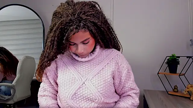 nayah   online show from 11-13-25, 12:53