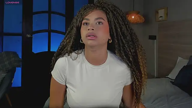 nayah   online show from 11-11-25, 09:09