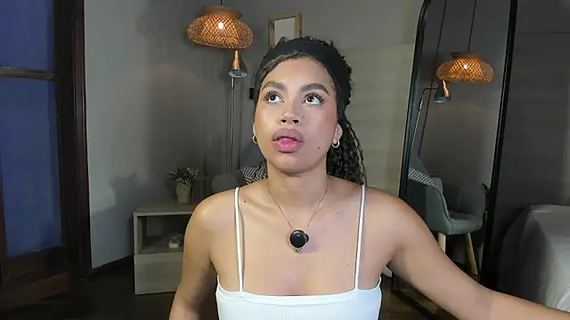 nayah   online show from 03-03-26, 07:54