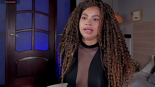 nayah   online show from 01-31-26, 07:56