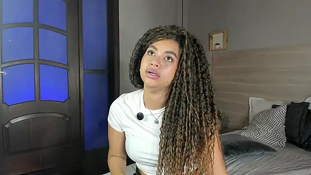 nayah   online show from 03-02-26, 07:54