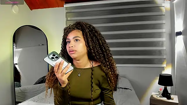 nayah   online show from 02-06-26, 08:05