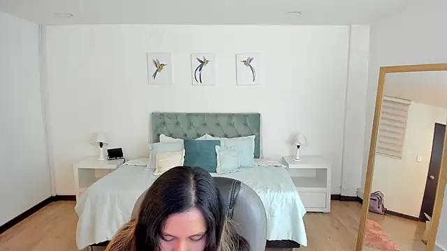  Natalie18 online show from 10-02-25, 03:21