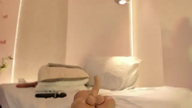 angeline-777 online show from 12-23-25, 12:54