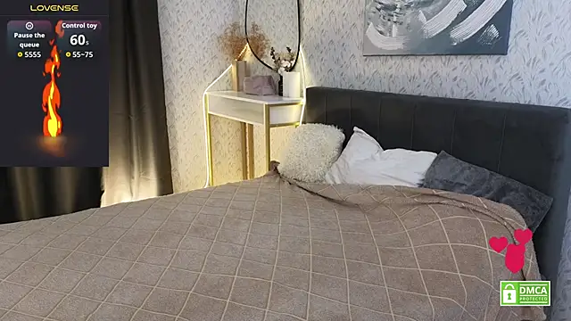 YourSweetDream  online show from 04-13-26, 08:07