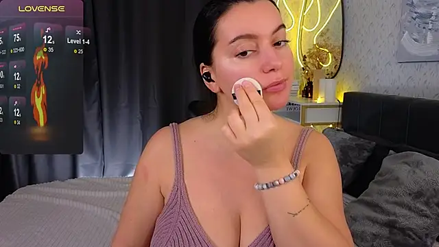 YourSweetDream  online show from 02-22-25, 08:18