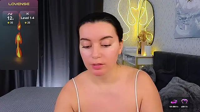 YourSweetDream  online show from 03-02-25, 08:48
