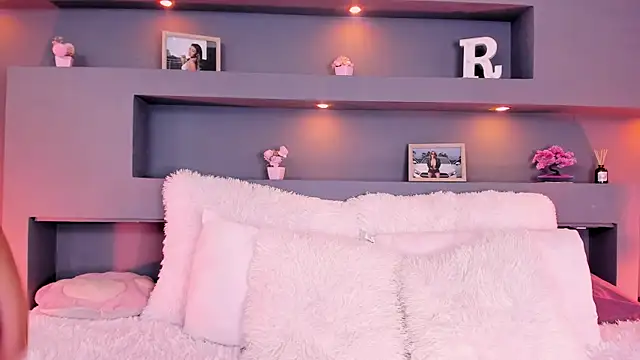 rosemonrooe online show from 09-24-25, 02:34