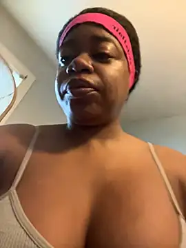 Snapshot of MommyConfident chatting on 07-13-26, 01:54 MommyConfident online show from 07-13-26, 01:54