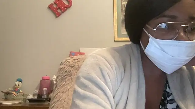 MommyConfident online show from 11-07-25, 08:57