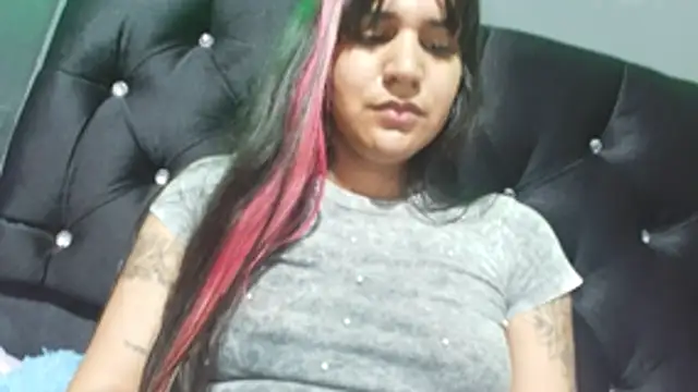 Snapshot of Kagome01 chatting on 06-25-26, 05:12 Kagome01 online show from 06-25-26, 05:12