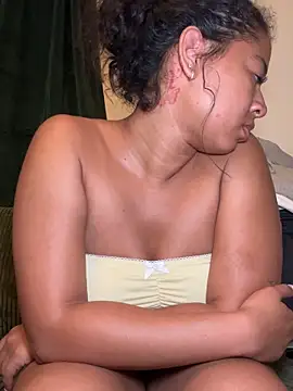 VanessaBling online show from 04-11-26, 03:25