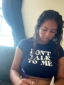 VanessaBling online show from 11-07-25, 04:11