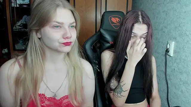 Rachel Sharp online show from 10-07-25, 04:24