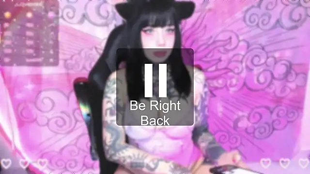 Snapshot of Kat_riina chatting on 05-31-26, 07:47 Kat riina online show from 05-31-26, 07:47
