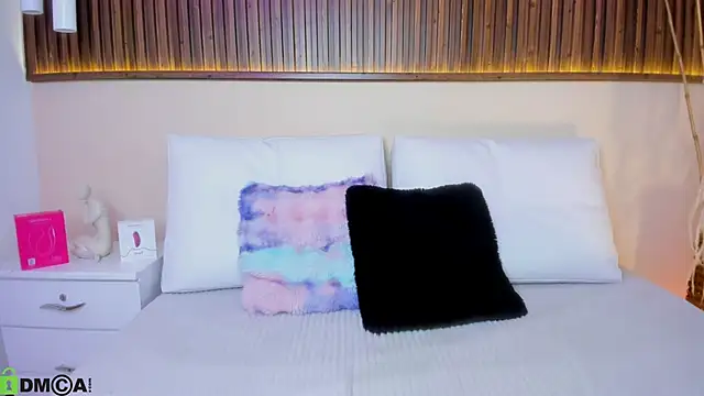 celeste wayne online show from 04-05-26, 02:24