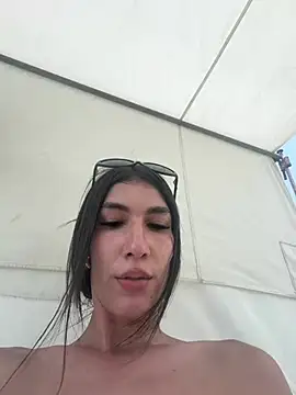Snapshot of Zoe_Wolf chatting on 07-31-26, 06:38 Zoe Wolf online show from 07-31-26, 06:38