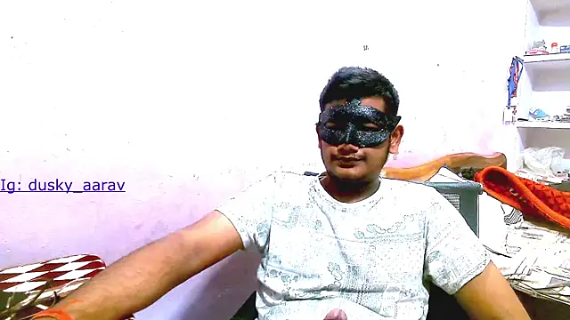 Dusky Aarav online show from 11-24-25, 06:02