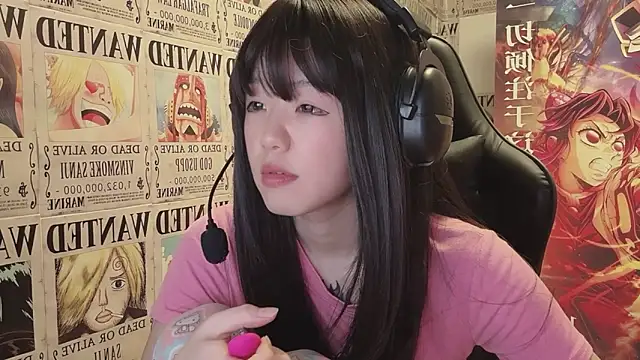 SNAKEgirlQAQ online show from 05-31-26, 04:24