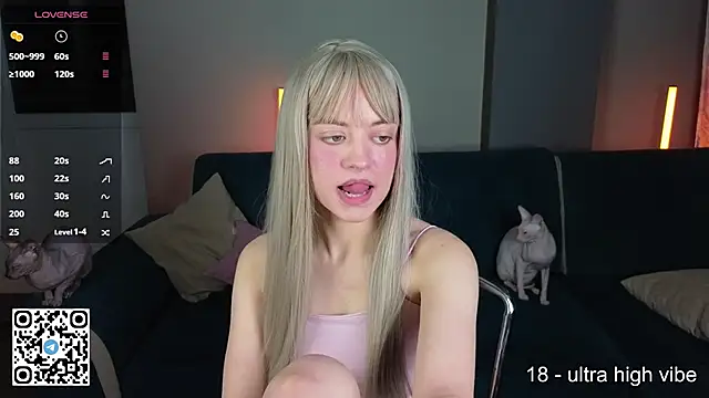 Snapshot of mybunnywendy chatting on 09-28-25, 01:51 mybunnywendy online show from 09-28-25, 01:51