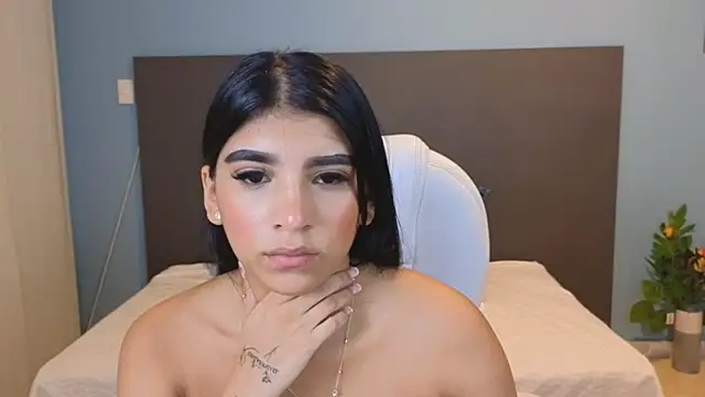 Snapshot of maiaa_ruiz chatting on 01-10-25, 01:31 maiaa ruiz online show from 01-10-25, 01:31