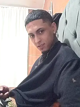 Liam lee online show from 12-02-25, 03:41