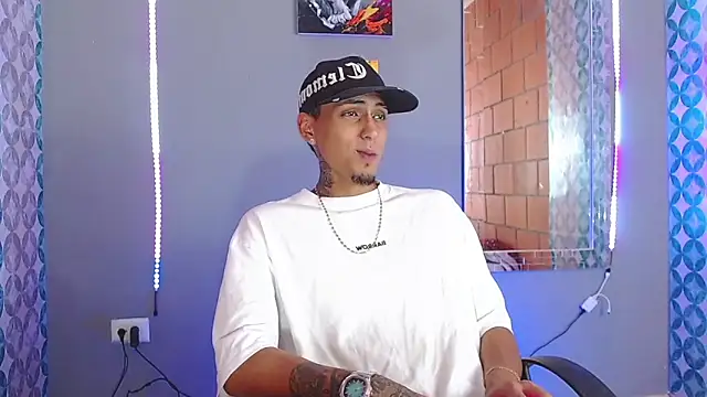 Liam lee online show from 04-17-26, 08:55