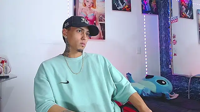 Liam lee online show from 11-06-25, 10:36