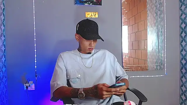 Liam lee online show from 07-11-26, 09:15