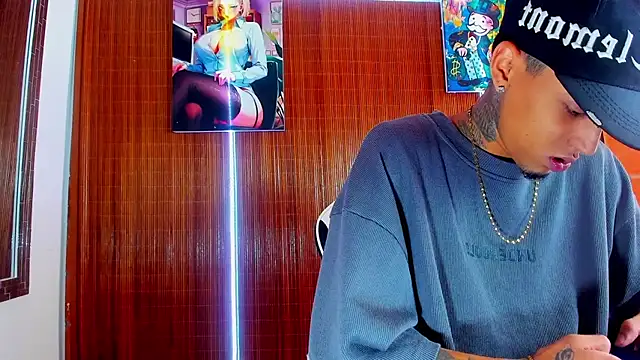 Liam lee online show from 02-12-26, 02:39