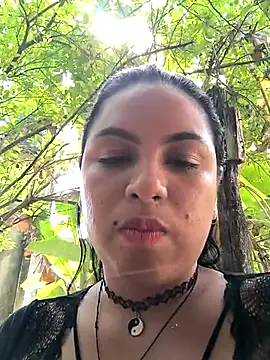 Francesca ferrari online show from 09-11-25, 07:14
