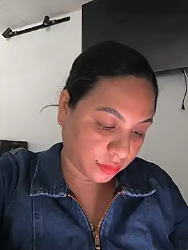 Snapshot of Francesca_ferrari chatting on 07-10-26, 09:48 Francesca ferrari online show from 07-10-26, 09:48