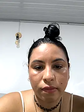 Francesca ferrari online show from 11-19-25, 09:59