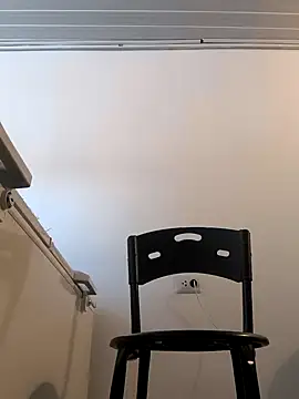 Francesca ferrari online show from 12-16-25, 08:57