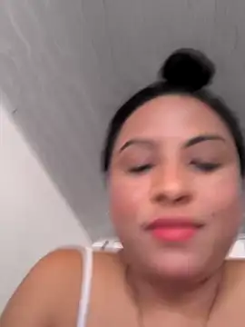 Francesca ferrari online show from 12-21-25, 07:15