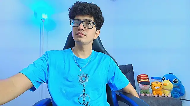 TylerWhite  online show from 11-20-25, 04:13