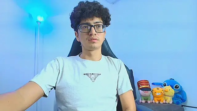 TylerWhite  online show from 11-19-25, 03:17